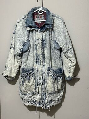 Vintage Acid-Wash Denim Jacket - Blue